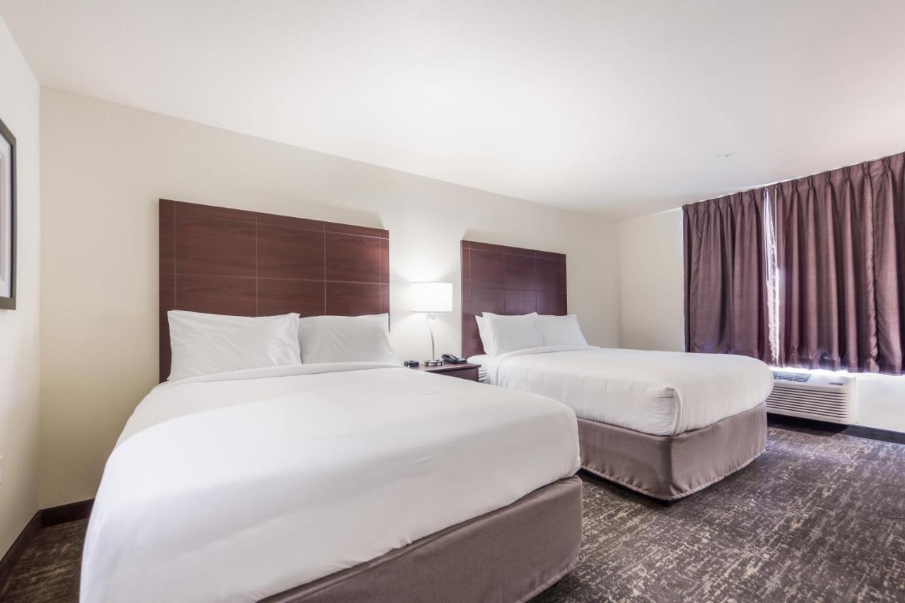Cobblestone Inn & Suites-Fremont Ngoại thất bức ảnh