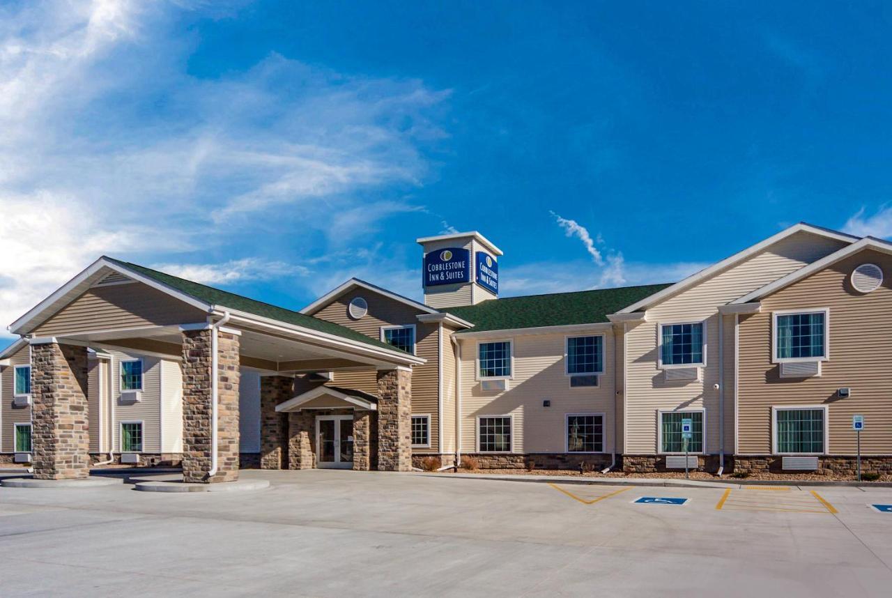 Cobblestone Inn & Suites-Fremont Ngoại thất bức ảnh