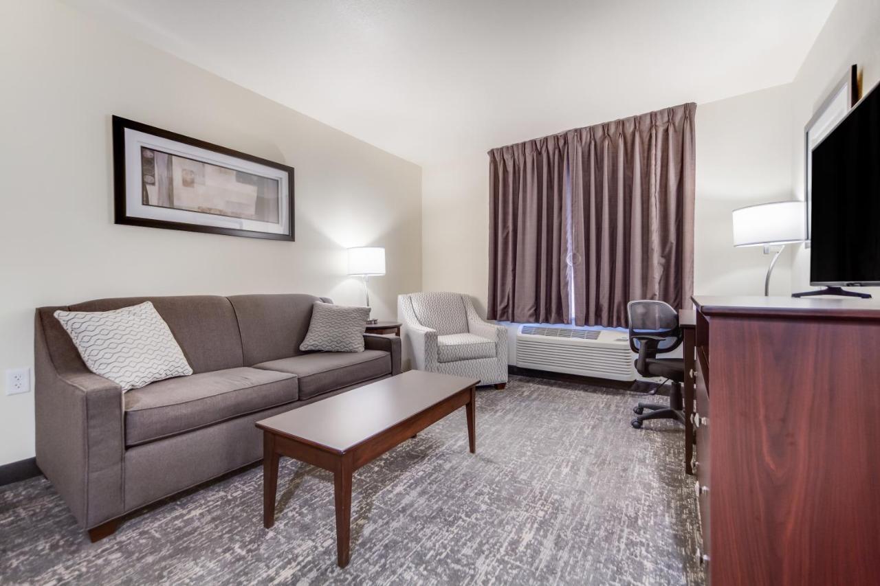 Cobblestone Inn & Suites-Fremont Ngoại thất bức ảnh