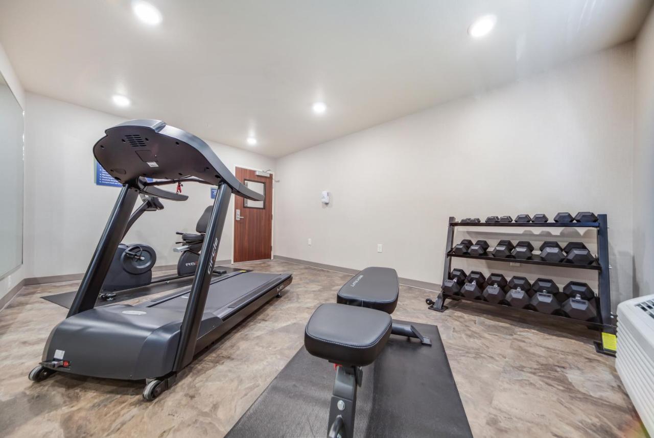 Cobblestone Inn & Suites-Fremont Ngoại thất bức ảnh